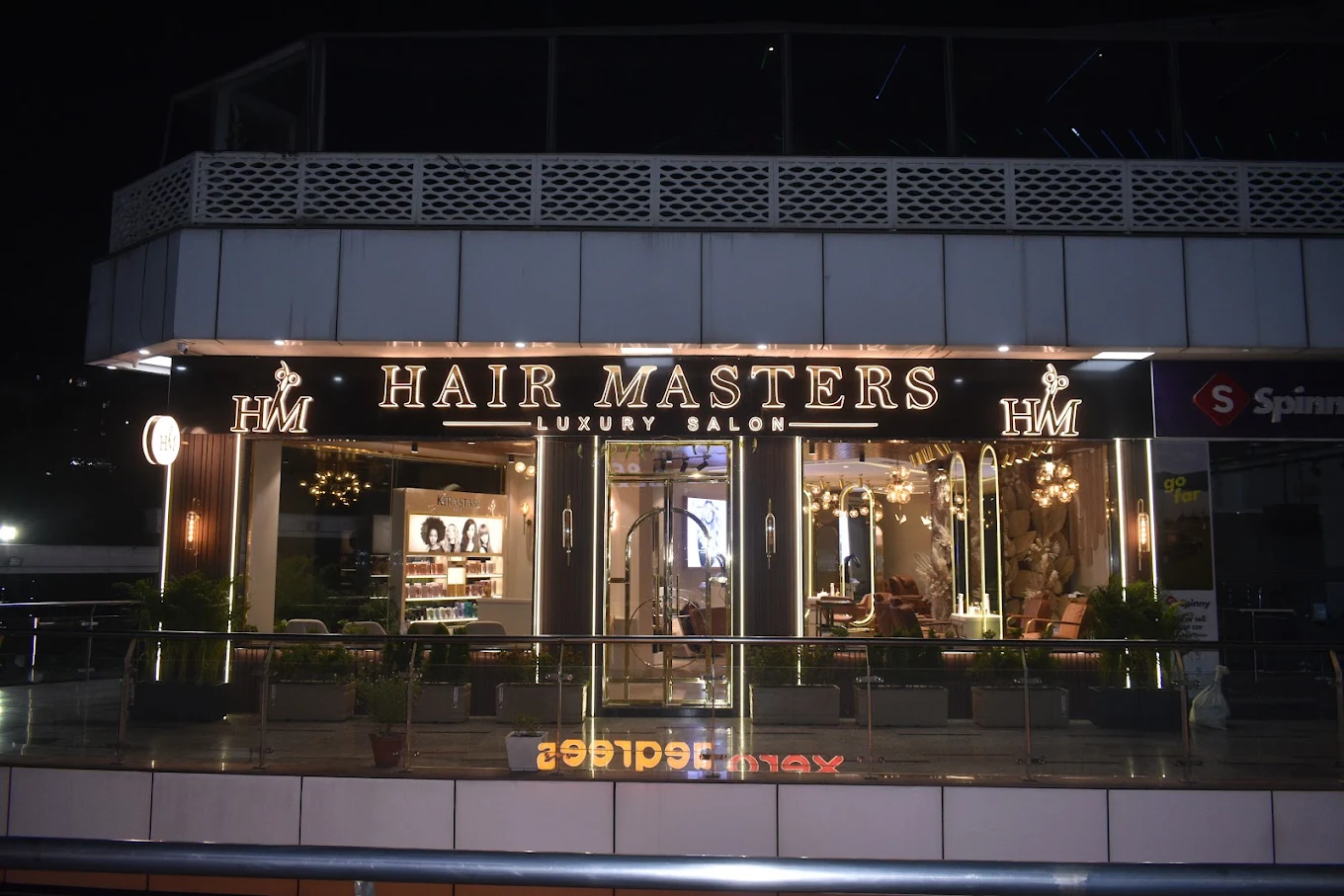 Hair Master Luxury Salon