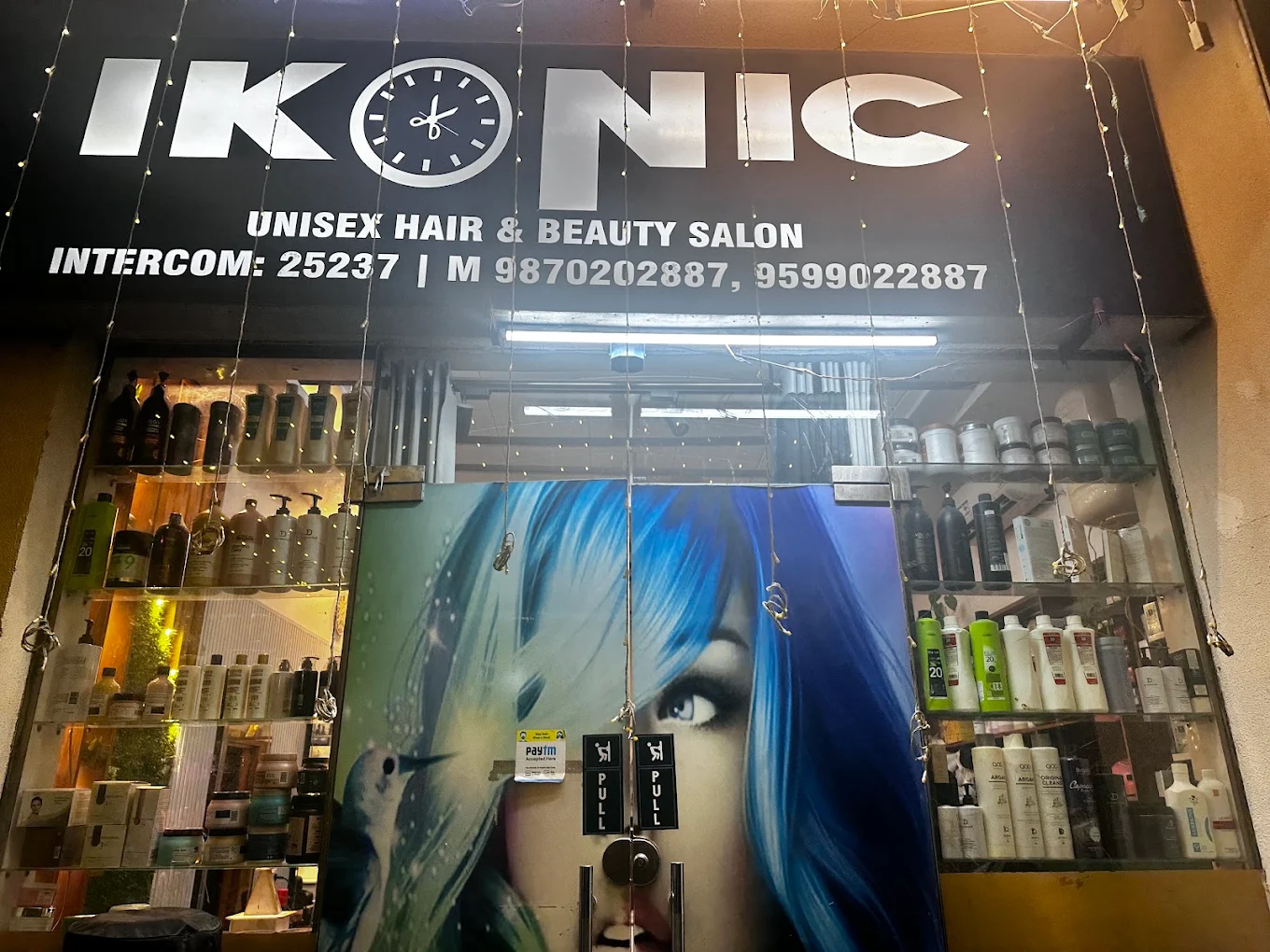 Ikonic Unisex Salon